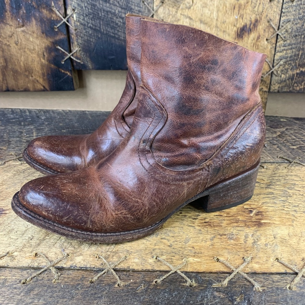 Freebird by Steven Andy Sz 6 Distressed leather Womens booties